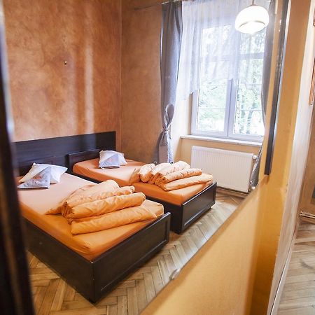 Momotown Privates Bed & Breakfast Krasków Eksteriør bilde