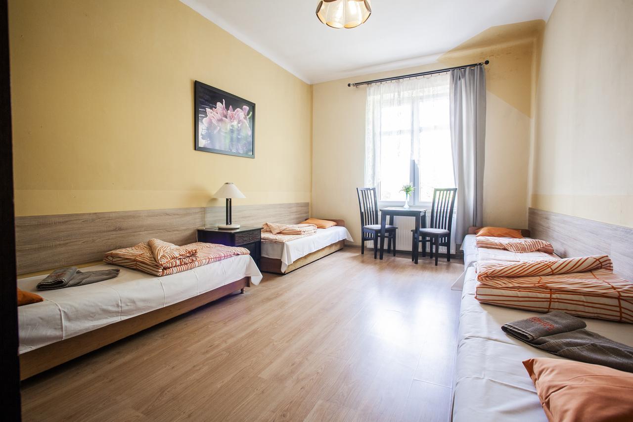 Momotown Privates Bed & Breakfast Krasków Eksteriør bilde