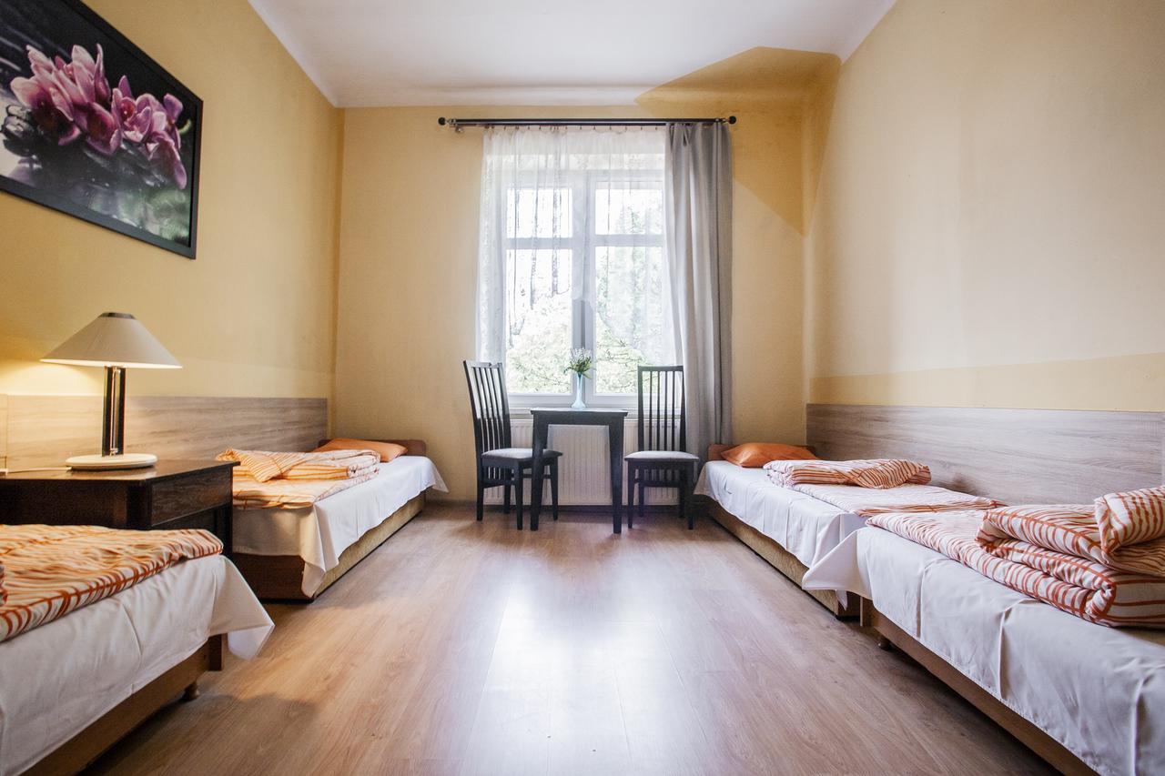 Momotown Privates Bed & Breakfast Krasków Eksteriør bilde